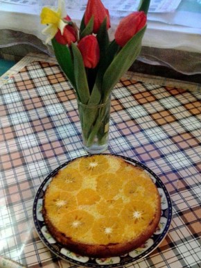 Нежный бисквит с мандаринами: озаряющий вкус для любого стола