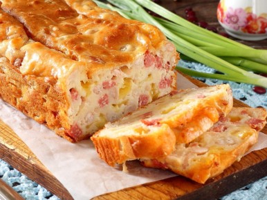 Кекс с фасолью и сыром: универсальное решение для любой трапезы