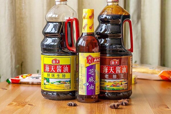 Как выбрать соевый соус: полезные советы и виды