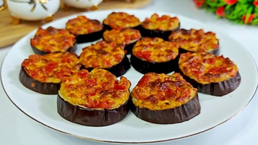 Запеченные баклажаны с начинкой: идеальное блюдо для любого стола