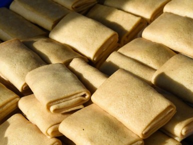 Масленица: предпочтения в начинках для блинов расходятся по полу