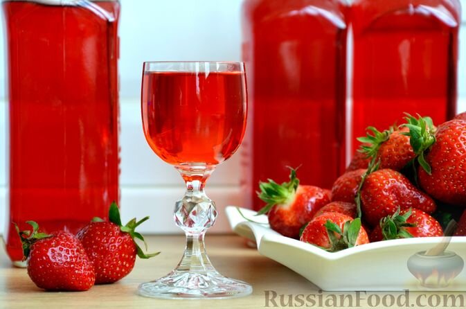 Сезон клубники: освежающие рецепты для настоящих гурманов