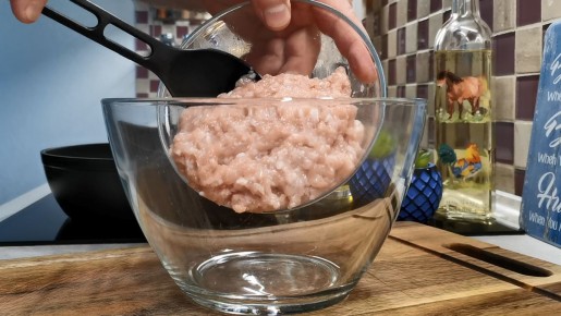 Как два ингредиента изменили привычные фрикадельки: рецепт, который удивит