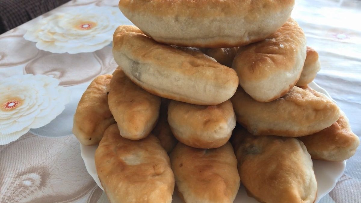 Как приготовить вкусные жареные пирожки с картошкой на сковороде