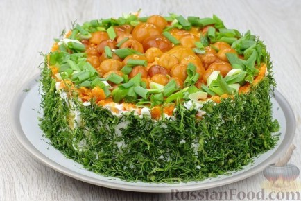 Незабываемые вкусы: салаты, которые порадуют ваш стол