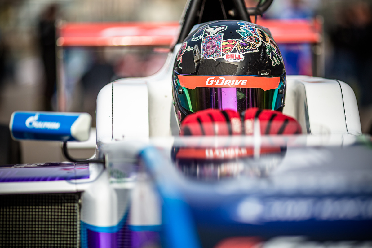 Зимняя Кольцевая Серия: Гонки, которые не останавливаются даже зимой