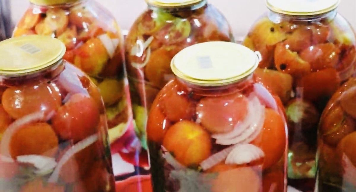 Сладкие помидоры на зиму в больших банках: проверенный рецепт