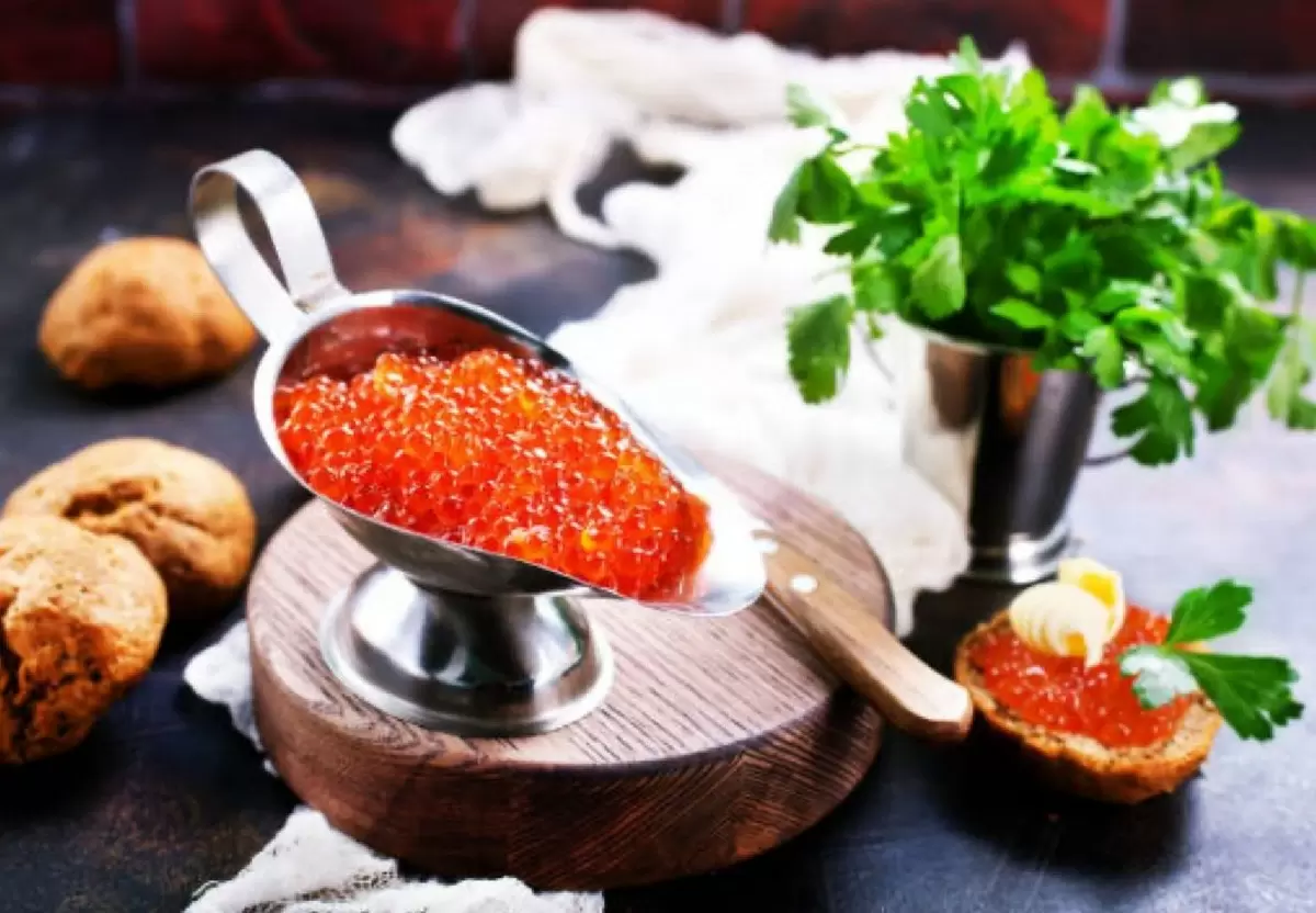 Красная икра: Нюансы хранения и изменения во вкусе, о которых стоит знать