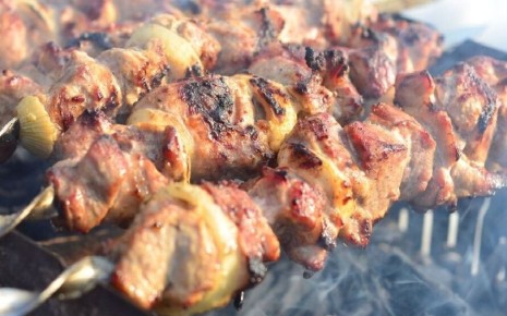 Как правильно солить мясо: секреты для идеального приготовления