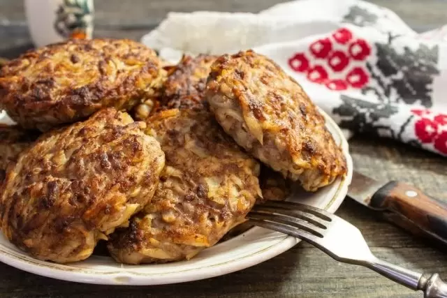 Ленивые колдуны: простое и сытное угощение с картофелем и фаршем